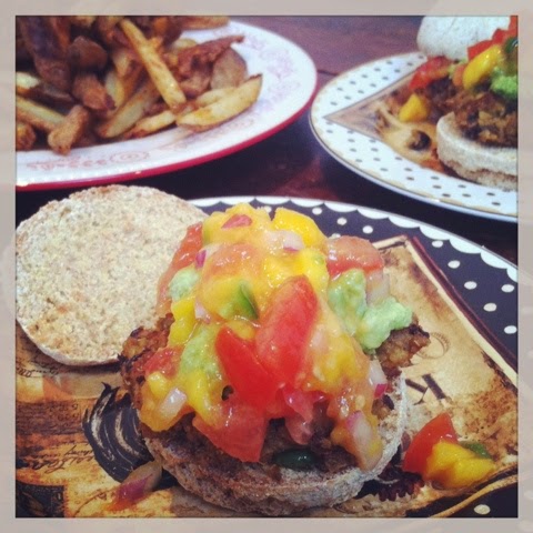 Black Bean & Quinoa Burgers